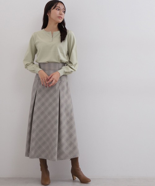 NATURAL BEAUTY BASIC（ナチュラルビューティーベーシック）の「パールスリットニット（ニット/セーター・レディース・ブラック/オフホワイト/ライトグリーン・FREE）」の18枚目の写真