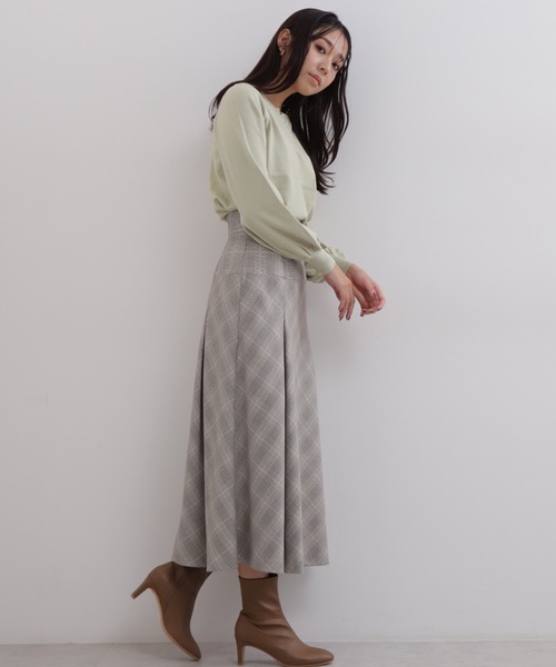 NATURAL BEAUTY BASIC（ナチュラルビューティーベーシック）の「パールスリットニット（ニット/セーター・レディース・ブラック/オフホワイト/ライトグリーン・FREE）」の19枚目の写真