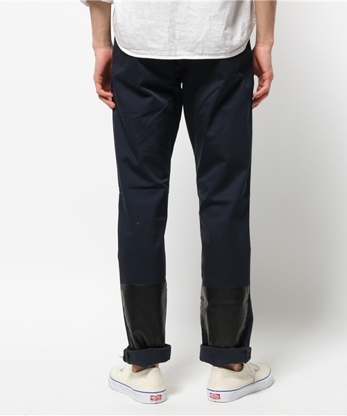 Carhartt（カーハート）の「Carhartt WIP / カーハートワークインプログレス: CLUB PANT / パンツ # （その他パンツ・メンズ・アイボリー/ネイビー・30/32）」の4枚目の写真