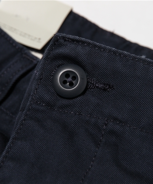 Carhartt（カーハート）の「Carhartt WIP / カーハートワークインプログレス: CLUB PANT / パンツ # （その他パンツ・メンズ・アイボリー/ネイビー・30/32）」の6枚目の写真