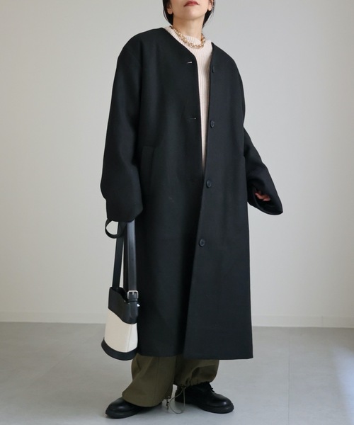 ap retro(アプレトロ)の「ノーカラーVネックロングコート(ノーカラーコート・レディース・アイボリー/ブラック/チャコールグレー・FREE)」の13枚目の写真