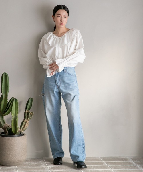 LOWRYS FARM(ローリーズファーム)の「CONEアシメデニムパンツ* 177906(デニムパンツ・レディース・ネイビー/ライトブルー/アイボリー/ブルー・SMALL/MEDIUM/LARGE)」の5枚目の写真