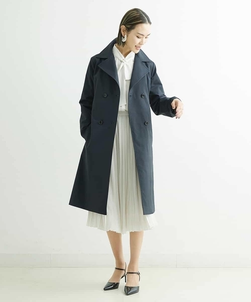 MICHEL KLEIN（ミッシェル・クラン）の「[春秋兼用／メディア着用]ストレッチツイルトレンチコート（トレンチコート・レディース・ベージュ/ネイビー・40/38）」の22枚目の写真