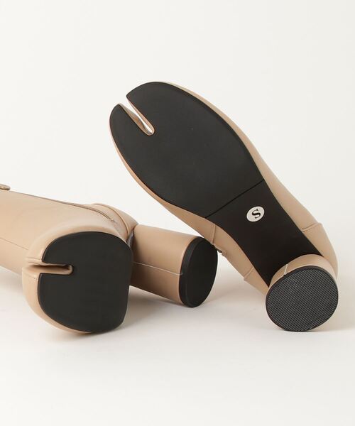 LibertyDoll（リバティードール）の「7cm円柱ヒール足袋ブーツ 袴ブーツ（ブーツ・レディース・ベージュ/キャメル/ダークブラウン/アイボリー/ブラック/グレイッシュベージュ・LL/S/3L/M/L/4L）」の9枚目の写真