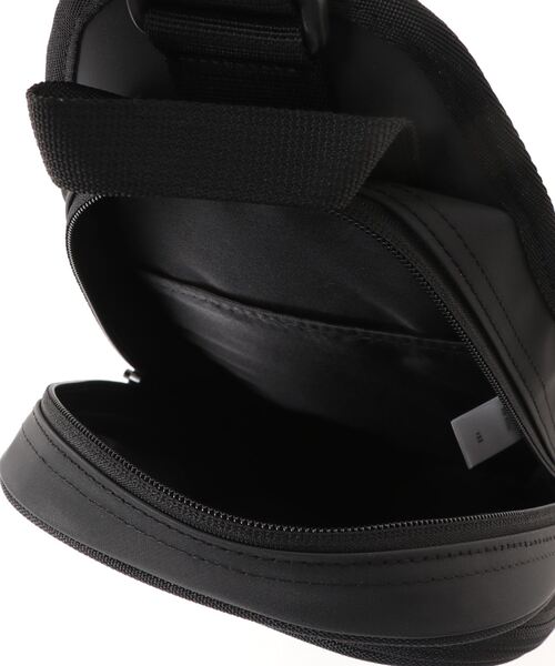 adidas（アディダス）の「adidas アディダス ボディバッグ 4L 68102