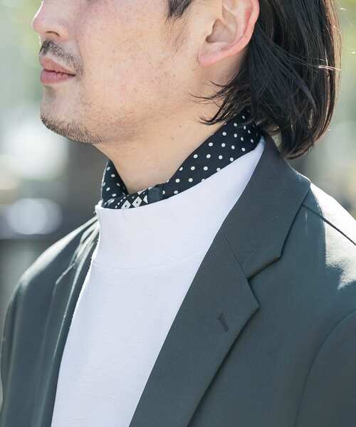 URBAN RESEARCH DOORS(アーバンリサーチドアーズ)の「『抗菌/防臭』LIFE STYLE TAILOR シルケットポンチストレッチモックネックTシャツ(Tシャツ/カットソー・メンズ・ホワイト・MEDIUM/LARGE)」の5枚目の写真