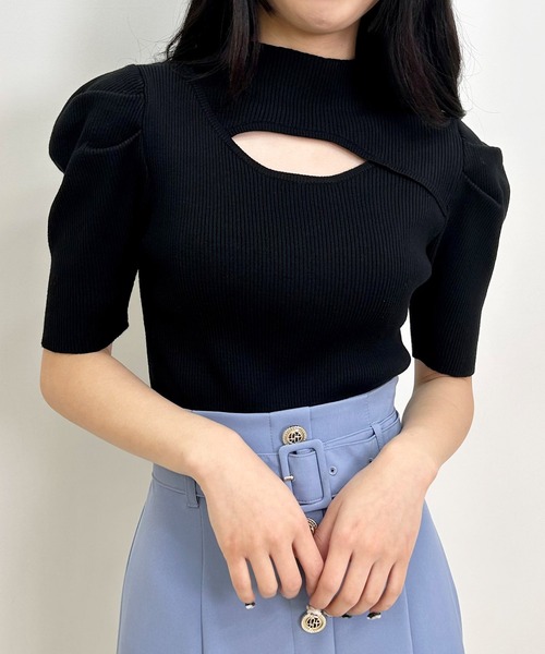 INGNI(イング)の「デコルテオープンパワショル5分袖ニット(ニット/セーター・レディース・ブラック/グレー系その他/アイボリー/ブルー・M)」の15枚目の写真