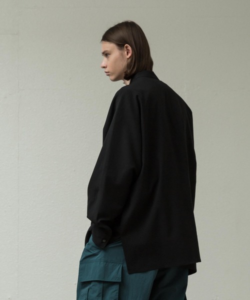 SLICK（スリック）の「リフラックスストレッチドルマンスリーブシャツ（シャツ/ブラウス・メンズ・ダークグリーン/アイボリー/ブラック/オレンジ・2/3/1）」の6枚目の写真