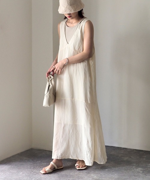 Riberry（リベリー）の「ストライプVネックノースリワンピース（ワンピース・レディース・アイボリー/ブラック・MEDIUM）」の13枚目の写真