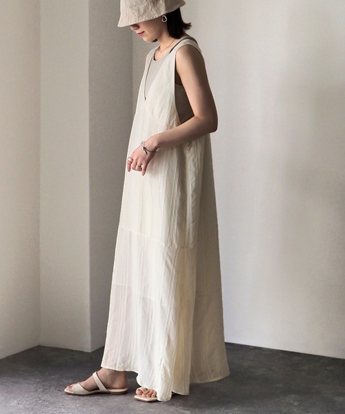 Riberry（リベリー）の「ストライプVネックノースリワンピース（ワンピース・レディース・アイボリー/ブラック・MEDIUM）」の15枚目の写真