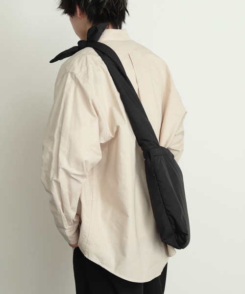 SENSE OF PLACE by URBAN RESEARCH（センスオブプレイスバイアーバンリサーチ）の「『別注』GREENWICH POLO CLUB×SENSE OF PLACE 　シャツA（シャツ/ブラウス・メンズ・カーキ/ライトベージュ/チャコールグレー・LARGE/MEDIUM）」の9枚目の写真