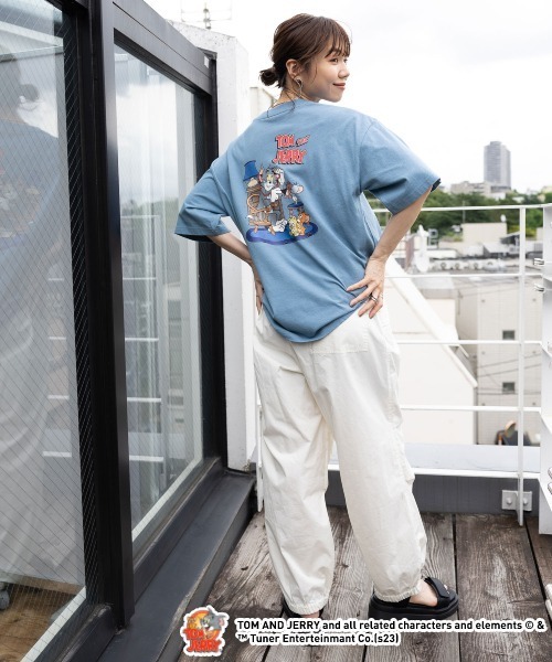 RAGEBLUE（レイジブルー）の「TOM&JERRY トムとジェリーバックプリントTシャツ（Tシャツ/カットソー・レディース・チャコールグレー/ホワイト/ブルー・FREE）」の15枚目の写真