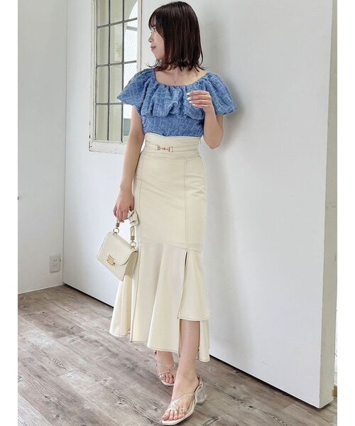 dazzlin（ダズリン）の「シアージャカードオフショルブラウス（シャツ/ブラウス・レディース・オフホワイト/ベージュ/ブルー・FREE）」の17枚目の写真