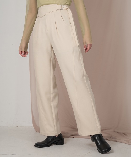 Amiur(エミレ)の「nuance belt straight pants(その他パンツ・レディース・ベージュ/クリーム/オレンジ系・S/M)」の17枚目の写真