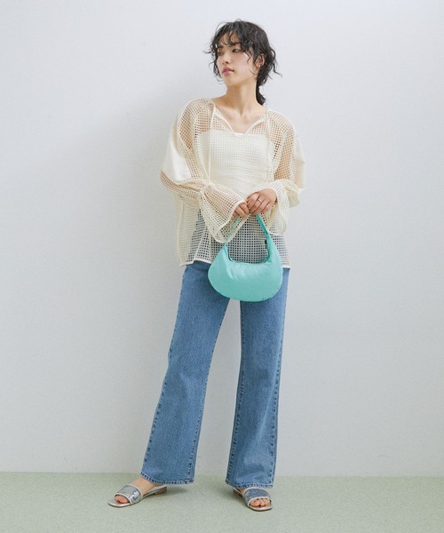 ADAM ET ROPE'(アダムエロペ)の「メッシュプルオーバー(その他トップス・レディース・ブラック/キナリ・FREE)」の22枚目の写真