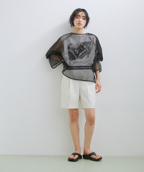 ADAM ET ROPE'(アダムエロペ)の「メッシュプルオーバー(その他トップス・レディース・ブラック/キナリ・FREE)」の18枚目の写真