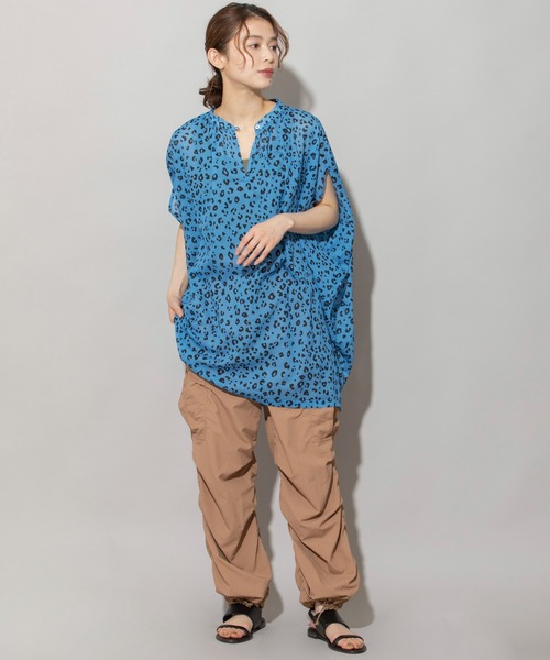 Munich(ミューニック)の「80sプリントコットンクレープギャザーチュニックブラウス(シャツ/ブラウス・レディース・ブラック/レッド/ブルー/グリーン・FREE)」の7枚目の写真