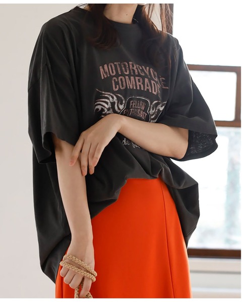 ANAP(アナップ)の「ピグメントオーバーサイズTシャツ(Tシャツ/カットソー・レディース・ブラウン/ライトグレー/スミクロ・FREE)」の11枚目の写真