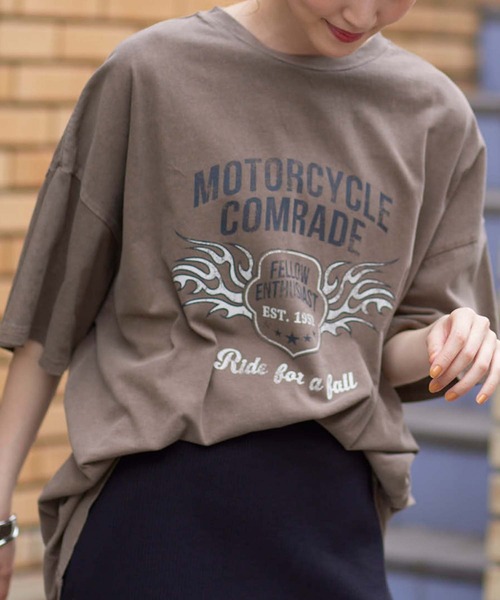 ANAP(アナップ)の「ピグメントオーバーサイズTシャツ(Tシャツ/カットソー・レディース・ブラウン/ライトグレー/スミクロ・FREE)」の8枚目の写真