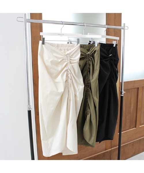 MODE ROBE（モードローブ）の「ドロストデザインスカート（スカート・レディース・アイボリー/カーキ/ブラック・FREE）」の7枚目の写真