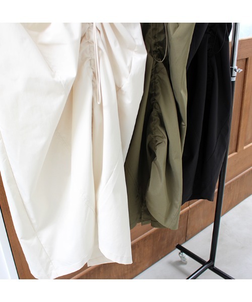 MODE ROBE（モードローブ）の「ドロストデザインスカート（スカート・レディース・アイボリー/カーキ/ブラック・FREE）」の12枚目の写真