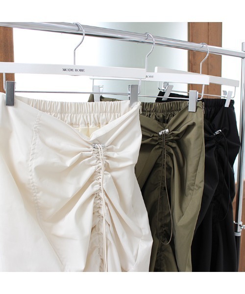 MODE ROBE（モードローブ）の「ドロストデザインスカート（スカート・レディース・アイボリー/カーキ/ブラック・FREE）」の21枚目の写真