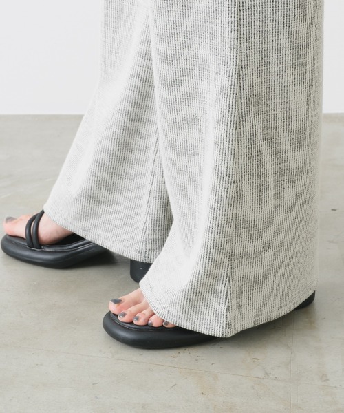 Kastane(カスタネ)の「【SET UP対応】リバーシブルカットフレアパンツ(その他パンツ・レディース・ピンク/ブルー/アイボリー・FREE)」の14枚目の写真