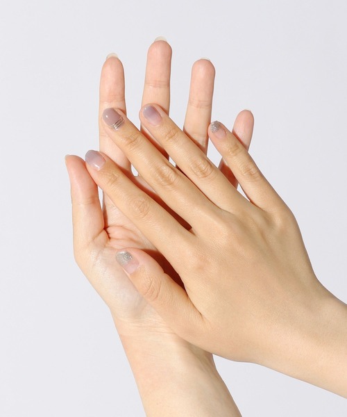 LAKOLE（ラコレ）の「ジェルシール-016 / 198843（ネイルシール/ネイルチップ・レディース・グレー・FREE）」の6枚目の写真