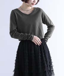 シンプルVネックロンT