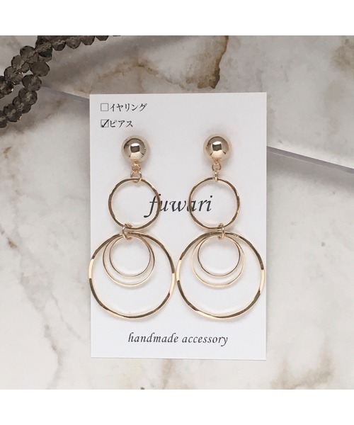 tone(トーン)の「【fuwari】メタルフープ チタンピアス(MA)(ピアス(両耳用)・レディース・シルバー/その他/ゴールド・FREE)」の2枚目の写真