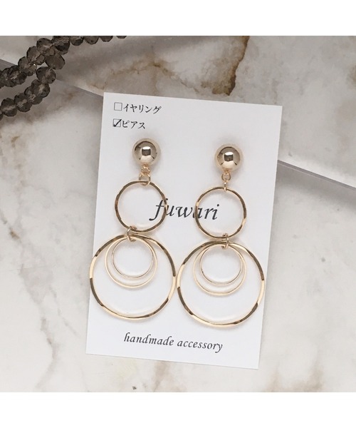 tone(トーン)の「【fuwari】メタルフープ チタンピアス(MA)(ピアス(両耳用)・レディース・シルバー/その他/ゴールド・FREE)」の7枚目の写真
