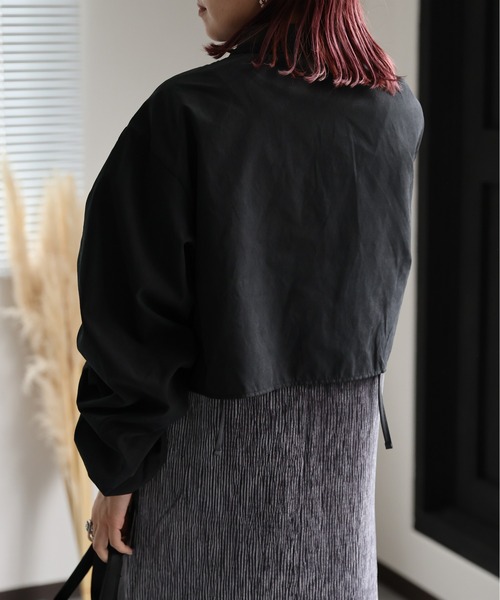ap retro(アプレトロ)の「長袖シャーリングシャツ(シャツ/ブラウス・レディース・ブルー/ベージュ系その他/グレイッシュベージュ/ブラック・FREE)」の10枚目の写真