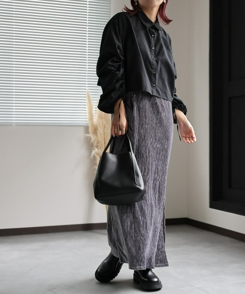 ap retro(アプレトロ)の「長袖シャーリングシャツ(シャツ/ブラウス・レディース・ブルー/ベージュ系その他/グレイッシュベージュ/ブラック・FREE)」の17枚目の写真