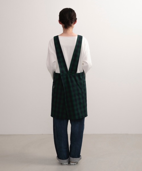 COCO WALK（ココウォーク）の「COCOWALK:バッククロスエプロン(ギンガムチェック)（エプロン・レディース・グリーン・FREE）」の3枚目の写真