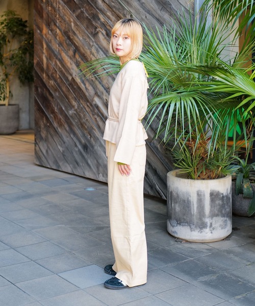 roial(ロイアル)の「WOVEN/ROIAL(ロイアル)ワイドバギーシルエットウエストゴムカラーパンツ(その他パンツ・レディース・ナチュラル/オレンジ/グリーン・MEDIUM/SMALL)」の8枚目の写真