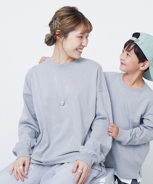 devirock（デビロック）の「綿100% お洗濯してもよれにくい ビッグシルエット 袖リブ 大人 長袖Tシャツ（Tシャツ/カットソー・レディース・ブルー系2/バイオレット/オートミール/イエロー/レッド系1/パープル系5/グレー/ダークグリーン/オレンジ系2/アイボリー/ホワイト/ライトグリーン/ブルー系6/グレイッシュブルー/グレー系/ピンク系6/ブラック/パープル系/グリーン系1/ピンク系1/イエロー系3/ブルー系3/ボルドー/ベージュ系その他/ブルー系4/ブラック系その他/ピンク系2/ブルー系5・LL/M/L）」の16枚目の写真