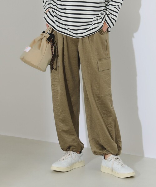 B:MING by BEAMS(ビーミングバイビームス)の「サテン カーゴ パンツ(カーゴパンツ・レディース・オリーブ/ホワイト系その他5/ネイビー・MEDIUM/SMALL)」の15枚目の写真