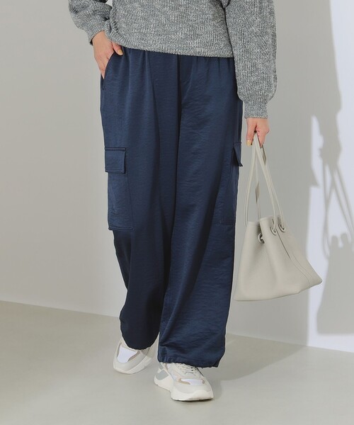 B:MING by BEAMS(ビーミングバイビームス)の「サテン カーゴ パンツ(カーゴパンツ・レディース・オリーブ/ホワイト系その他5/ネイビー・MEDIUM/SMALL)」の20枚目の写真