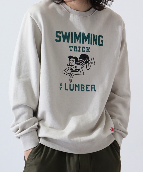LUMBER(ランバー)の「LUMBER プリントスウェット(スウェット・メンズ・ブラウン系2/アイボリー系/ライトブルー/グレー系/ベージュ系2/アイボリー系6/オートミール/ネイビー系1/ブラウン系1/アイボリー/アイボリー系7/ブラック系/ベージュ系3/ブラック系2/セージグリーン/カーキ系/グリーン系/カーキ/ネイビー系/ピンク系2/グリーン系1/ベージュ系1/グリーン系2/ブラウン/ブルー系3/ブルー系2/アイボリー系1/アイボリー系5/アイボリー系2/ネイビー系2/ブルー系/アイボリー系3/ネイビー/アイボリー系4/ブラック系1/ピンク系/ピンク系1/ベージュ系/ブラック/グレー系1/グレー系2/グレー・LL/L/M)」の19枚目の写真