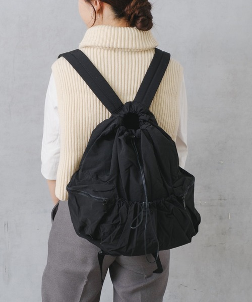Actually（アクチュアリー）の「くしゅくしゅリュック（バックパック/リュック・レディース・ブラック/ベージュ/ブルー・フリー）」の4枚目の写真