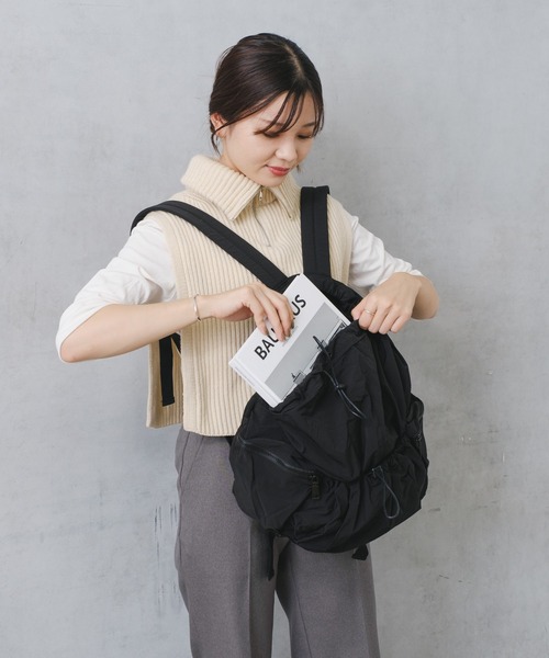 Actually（アクチュアリー）の「くしゅくしゅリュック（バックパック/リュック・レディース・ブラック/ベージュ/ブルー・フリー）」の6枚目の写真