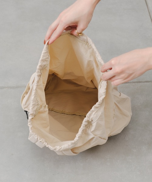 Actually（アクチュアリー）の「くしゅくしゅリュック（バックパック/リュック・レディース・ブラック/ベージュ/ブルー・フリー）」の18枚目の写真