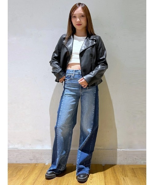 GAP（ギャップ）の「ウォッシュウェル ハイライズ ストライド ワイドデニム（デニムパンツ・レディース・インディゴブルー・25/29/30/26/24/28/23/27）」の12枚目の写真