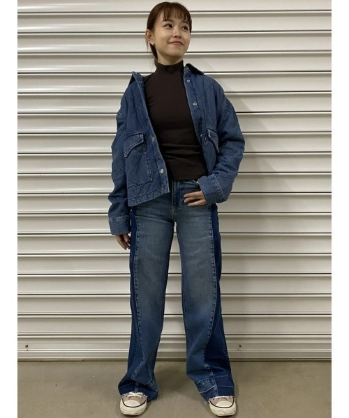 GAP（ギャップ）の「ウォッシュウェル ハイライズ ストライド ワイドデニム（デニムパンツ・レディース・インディゴブルー・25/29/30/26/24/28/23/27）」の9枚目の写真