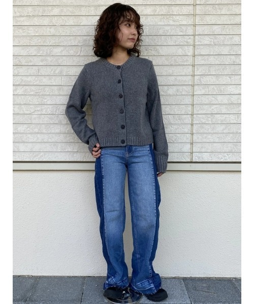 GAP（ギャップ）の「ウォッシュウェル ハイライズ ストライド ワイドデニム（デニムパンツ・レディース・インディゴブルー・25/29/30/26/24/28/23/27）」の7枚目の写真