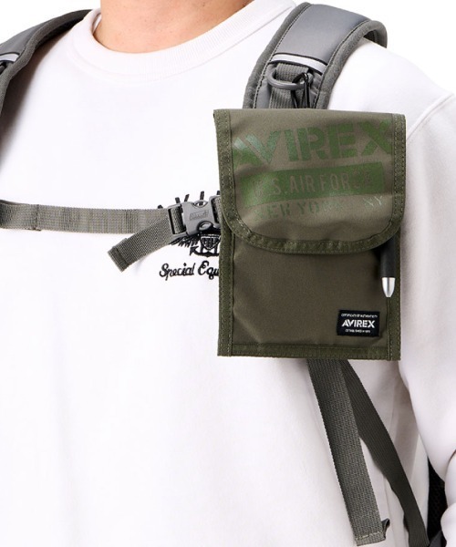 AVIREX（アヴィレックス）の「AVIREX/オーガナイザーポーチ（ポーチ・メンズ・オリーブ/ブラック・FREE）」の4枚目の写真
