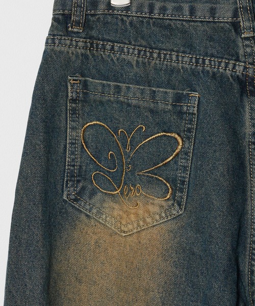 Theater code（シアターコード）の「studs denim pant / スタッズ デニムパンツ ワイドストレート（デニムパンツ・メンズ・ブルー・2/3）」の6枚目の写真