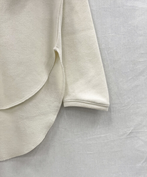 ONIGIRI（オニギリ）の「サカリバ ロングスリーブＴシャツ（Tシャツ/カットソー・レディース・イエロー/アイボリー/チャコール・FREE）」の22枚目の写真