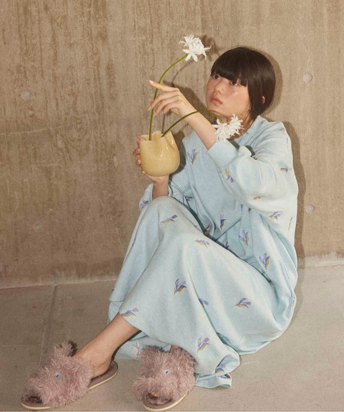 Casselini（キャセリーニ）の「Casselini HOME(キャセリーニ ホーム)フェイクファースリッパ（ルームシューズ/スリッパ・レディース・ラベンダー/アイボリー・FREE）」の7枚目の写真