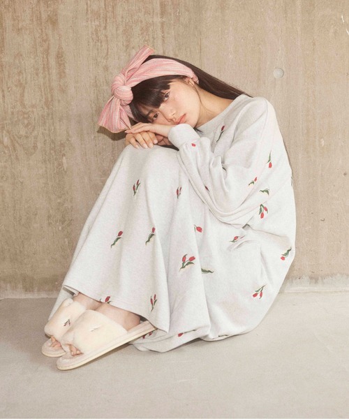 Casselini（キャセリーニ）の「Casselini HOME(キャセリーニ ホーム)フェイクファースリッパ（ルームシューズ/スリッパ・レディース・ラベンダー/アイボリー・FREE）」の8枚目の写真